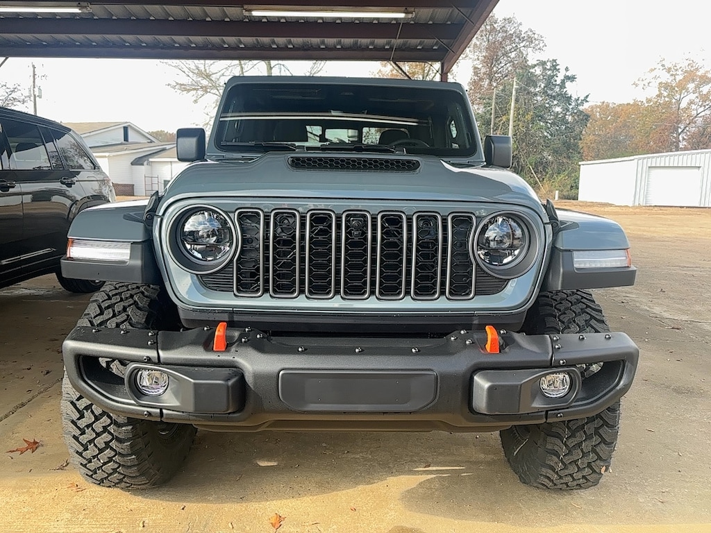 New 2026 Jeep Gladiator MOJAVE 4X4 Pickup