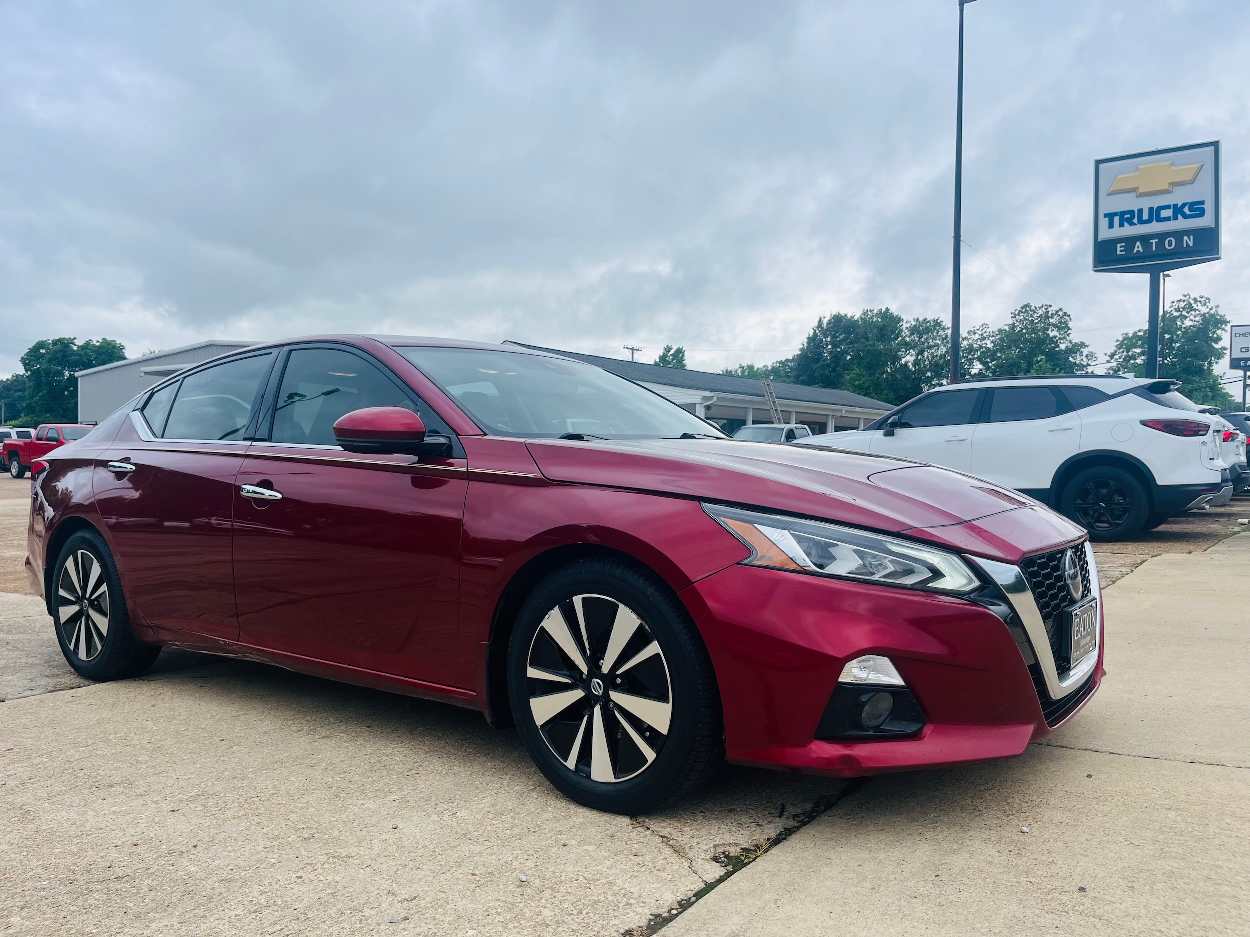 Used 2020 Nissan Altima SL with VIN 1N4BL4EV2LN321742 for sale in Houston, MS