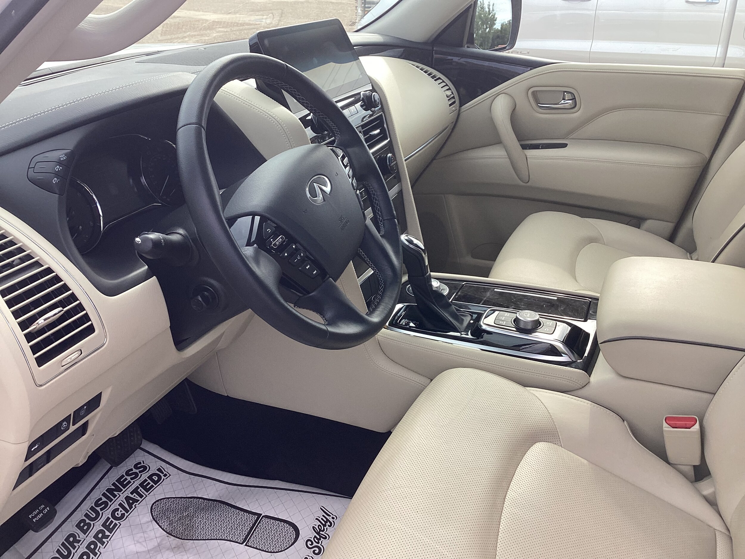 2024 INFINITI QX80 Luxe 4WD - Photo 8