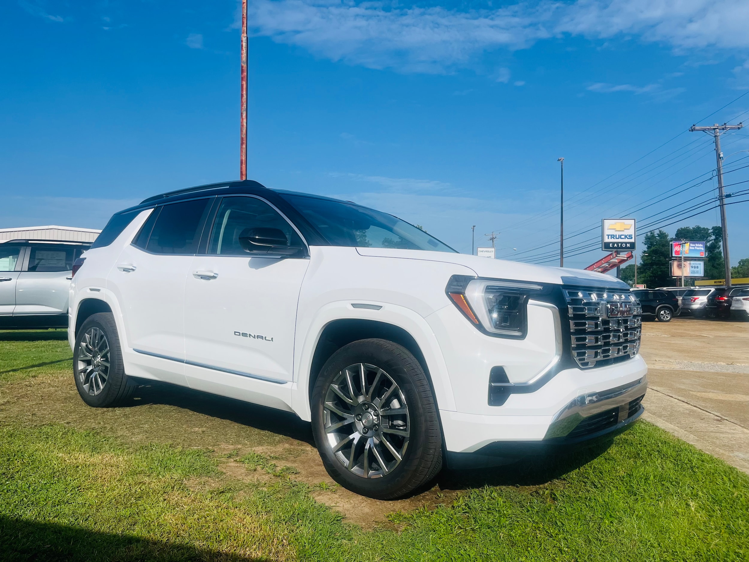 2027 GMC Terrain Denali - Photo 1