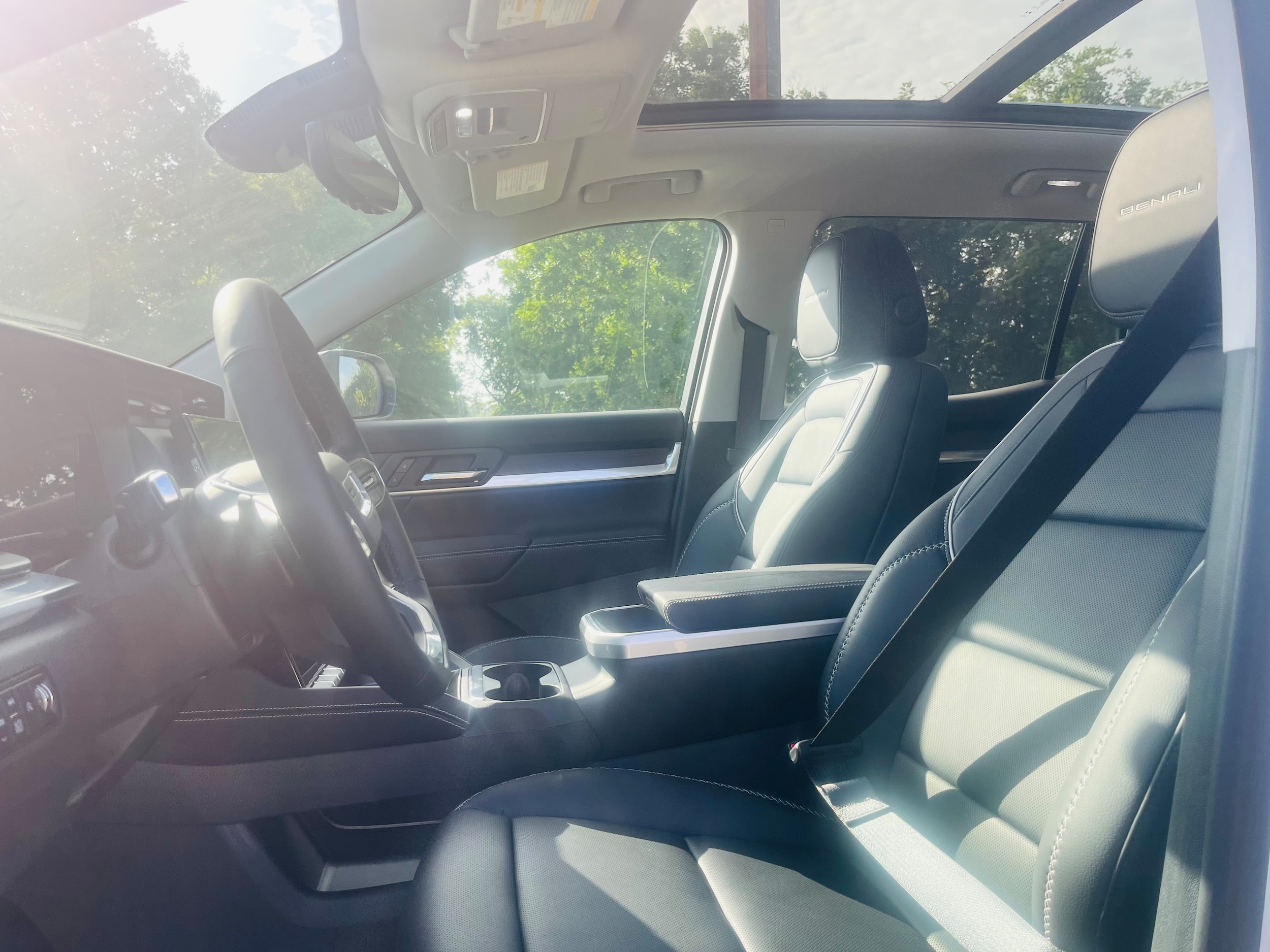 2027 GMC Terrain Denali - Photo 3