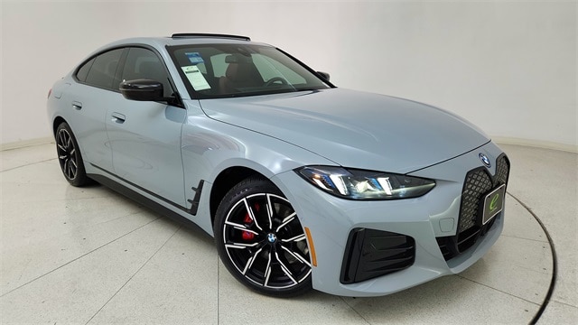 2025 BMW i4 35's photo