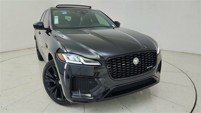 2025 Jaguar F-PACE