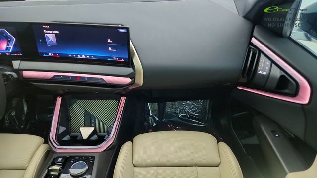 2025 BMW X3 30 - Photo 51