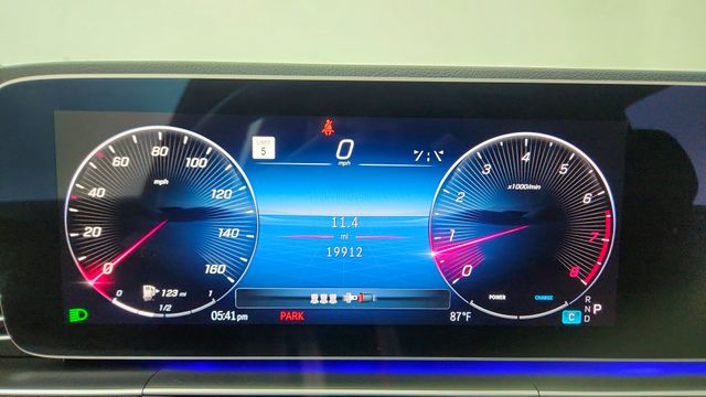 2025 Mercedes-Benz GLE GLE350 - Photo 37