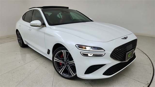2025 GENESIS G70 Standard's photo