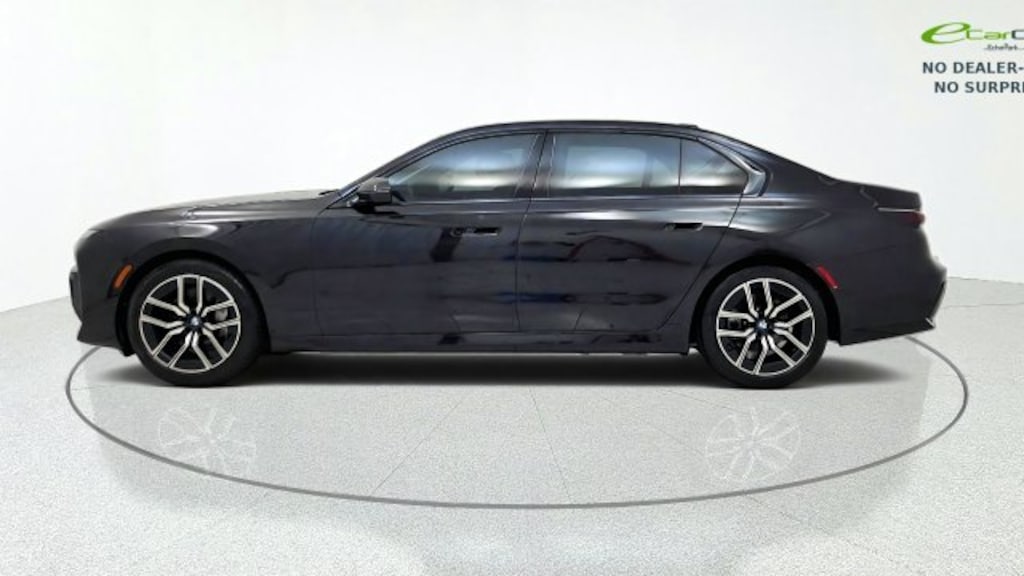 Used 2026 BMW 7 Series 740i xDrive | EXECUTIVE | DRIVING ASST PROF | PANO | 20" WHLS | $9K OPTS Sedan