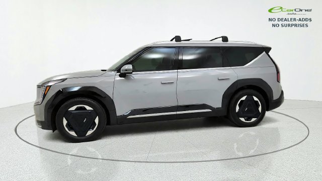 Used 2026 Kia EV9 LAND | CROSS BARS | CARGO COVER | 3RD ROW SEAT | CLMT STS | 20" WHLS SUV