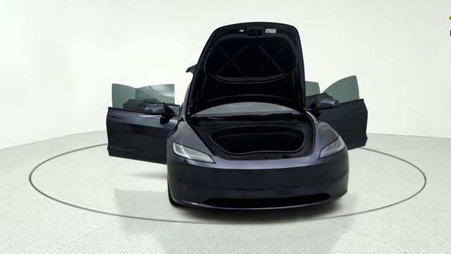 2025 Tesla Model 3 Long Range - Photo 10