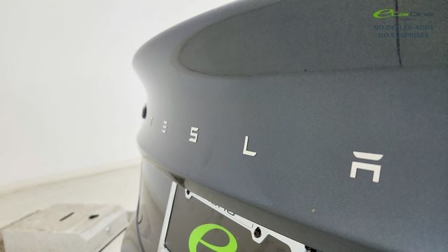2025 Tesla Model 3 Long Range - Photo 32