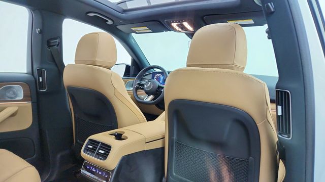 2025 Mercedes-Benz GLS Base - Photo 27