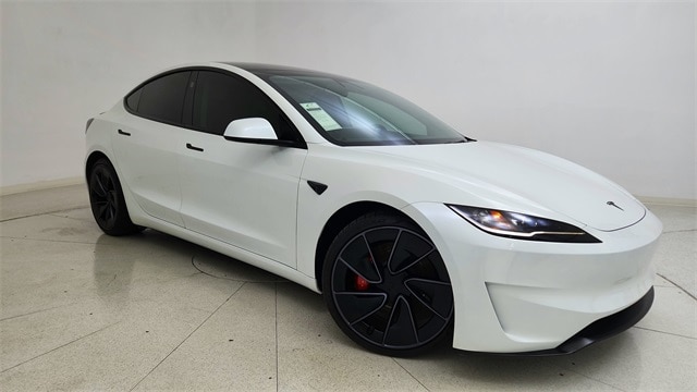 2024 Tesla Model 3 Performance's photo