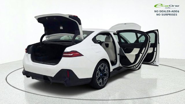 2025 BMW i5 40 - Photo 19