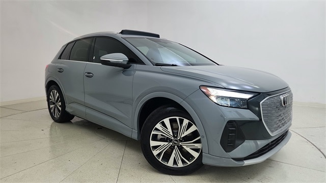 2023 Audi Q4 e-tron Premium Plus's photo