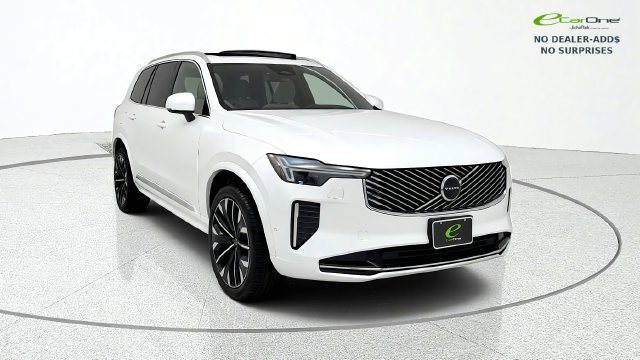 2026 Volvo XC90 Plus