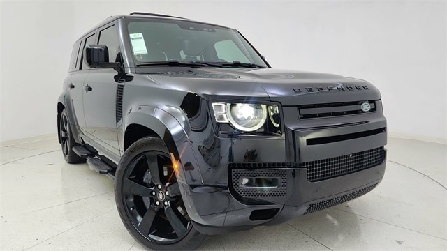 2024 Land Rover Defender X-Dynamic SE's photo