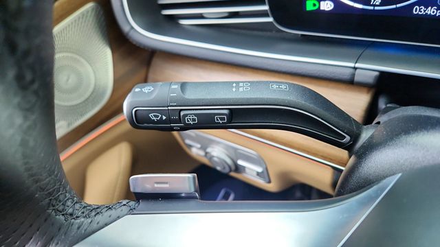 2025 Mercedes-Benz GLS Base - Photo 45