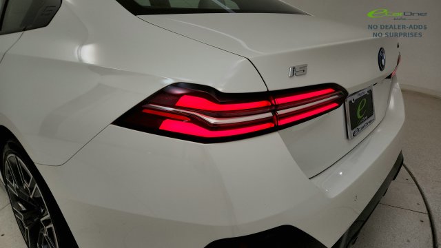 2025 BMW i5 40 - Photo 26