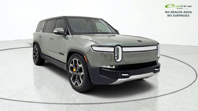  Rivian R1S