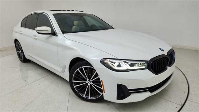 2021 BMW 5 Series 530i's photo