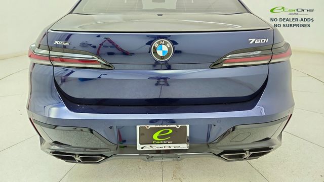 2023 BMW 7 Series 760i - Photo 11