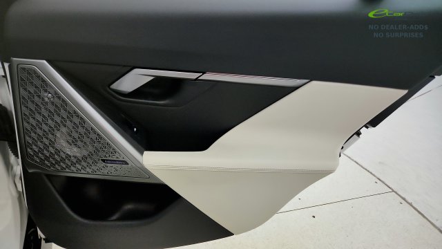 2025 BMW i5 40 - Photo 43