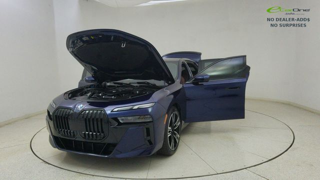 2023 BMW 7 Series 760i - Photo 73