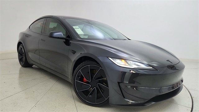 2025 Tesla Model 3 Performance's photo