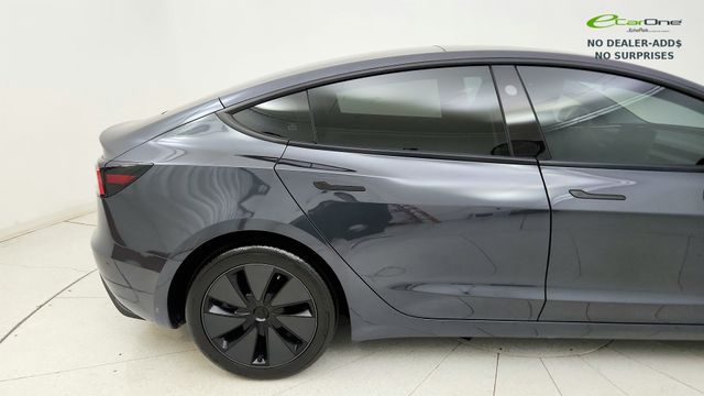 2025 Tesla Model 3 Long Range - Photo 30