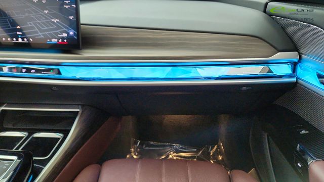 2023 BMW 7 Series 760i - Photo 36