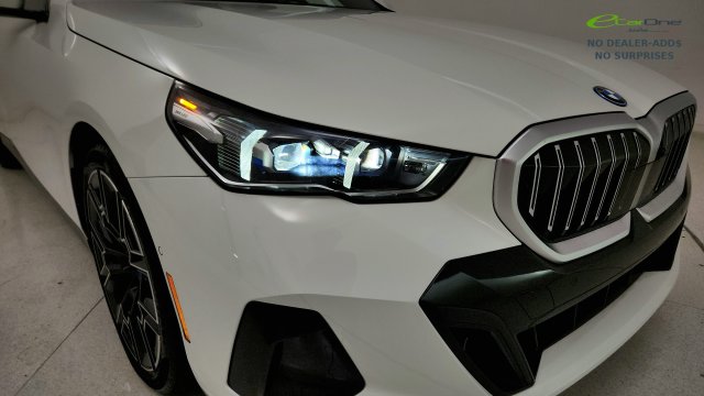 2025 BMW i5 40 - Photo 23