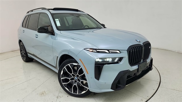 2026 BMW X7 M60i's photo