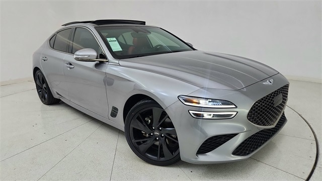 2023 GENESIS G70 Standard's photo