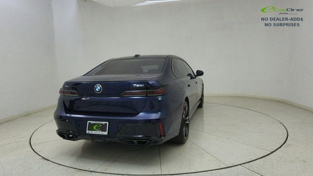 2023 BMW 7 Series 760i - Photo 70