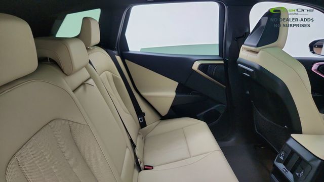 2025 BMW X3 30 - Photo 37