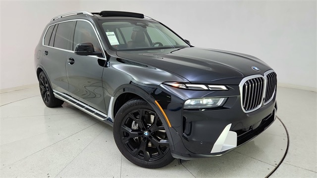 2026 BMW X7 40i's photo
