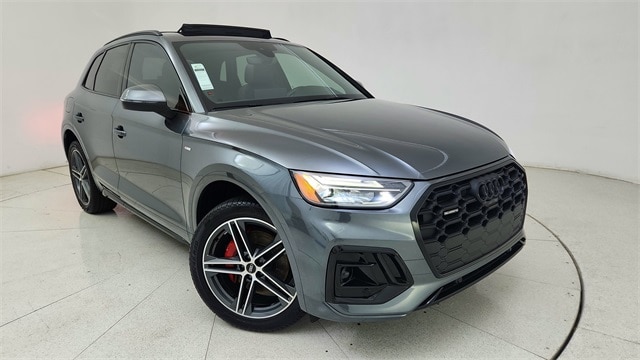 2025 Audi Q5 Premium Plus's photo