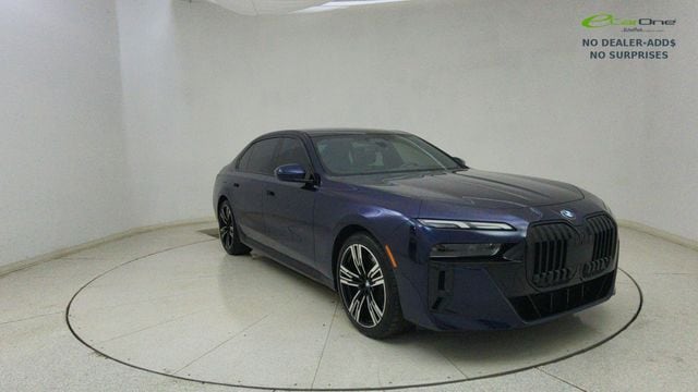2023 BMW 7 Series 760i - Photo 65
