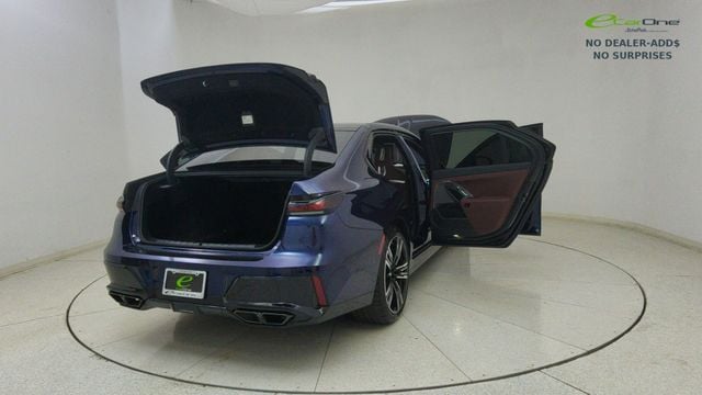 2023 BMW 7 Series 760i - Photo 75