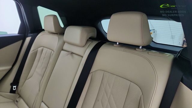 2025 BMW X3 30 - Photo 42