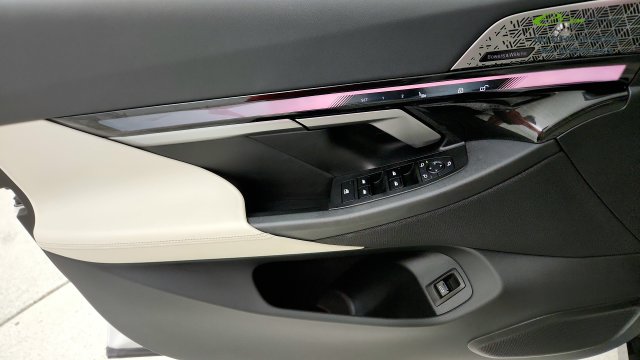 2025 BMW i5 40 - Photo 52
