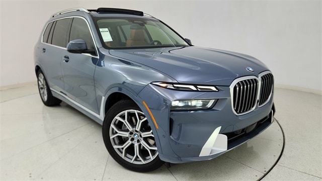 2026 BMW X7 40i's photo
