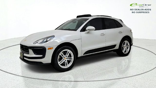Used 2025 Porsche Macan | PANO ROOF SYSTEM | LANE CHANGE ASST | HTD STS | 19" WHLS SUV