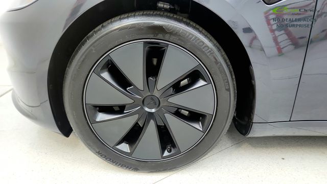 2025 Tesla Model 3 Long Range - Photo 75