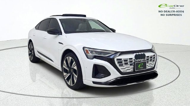 2024 Audi Q8 Sportback e-tron