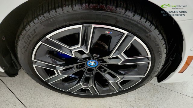 2025 BMW i5 40 - Photo 77