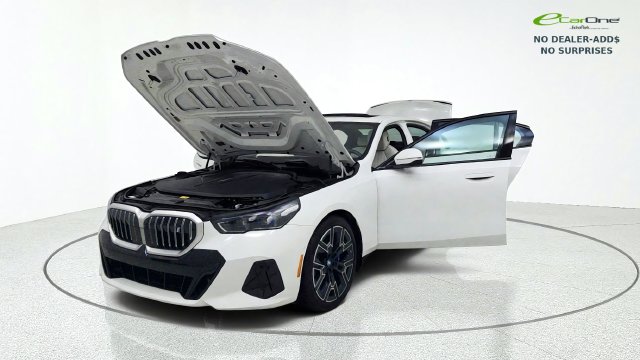 2025 BMW i5 40 - Photo 14