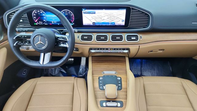 2025 Mercedes-Benz GLS Base - Photo 40