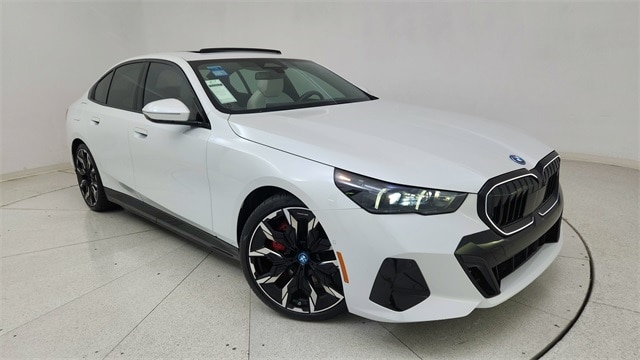 2025 BMW i5 40's photo