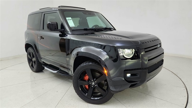 2022 Land Rover Defender X's photo